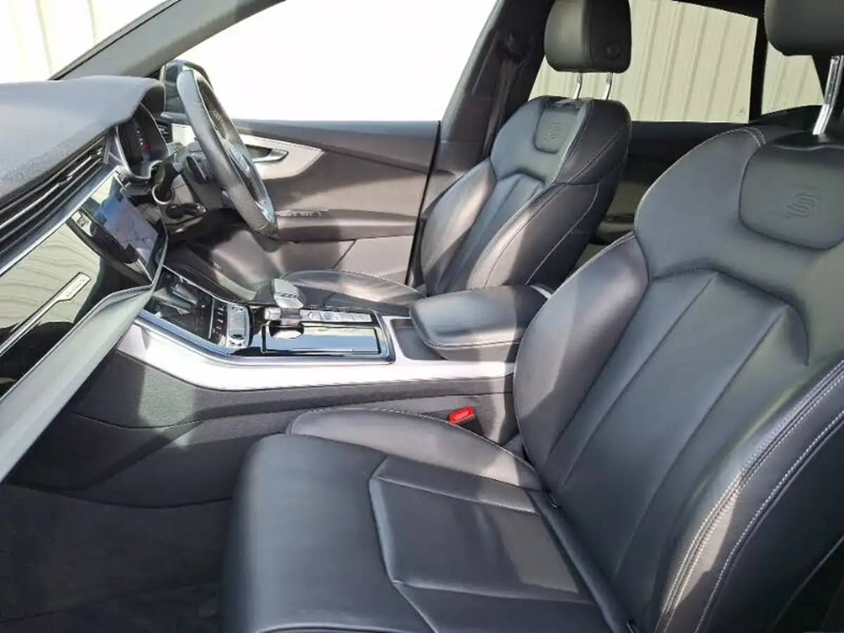 2021-audi-q8-30-55-tfsi-s-line-big-4