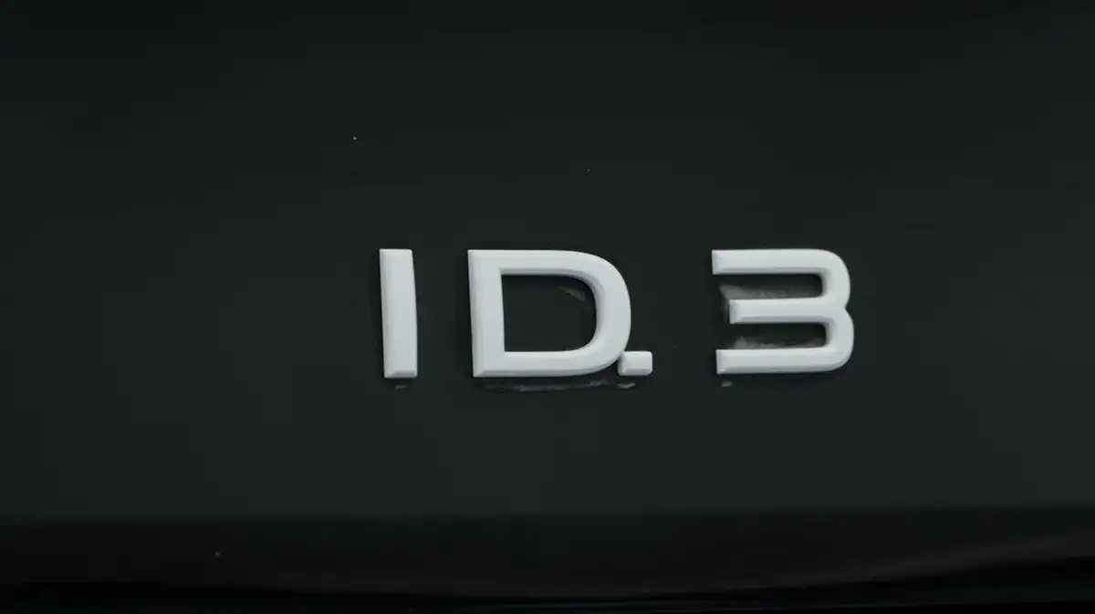 2022-volkswagen-id3-e-life-204ps-58kwh-pro-performance-big-22
