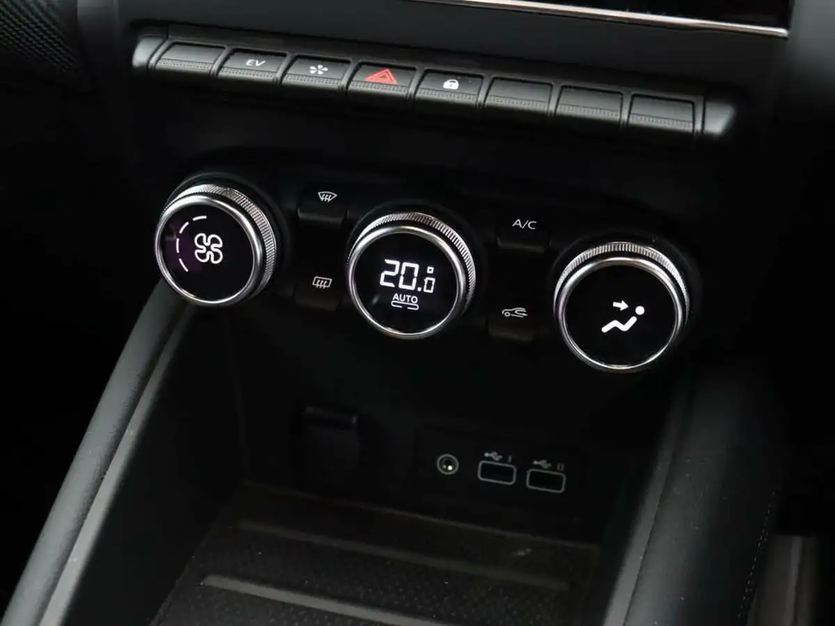 2023-renault-captur-16-e-tech-engineered-160ps-plug-in-big-18
