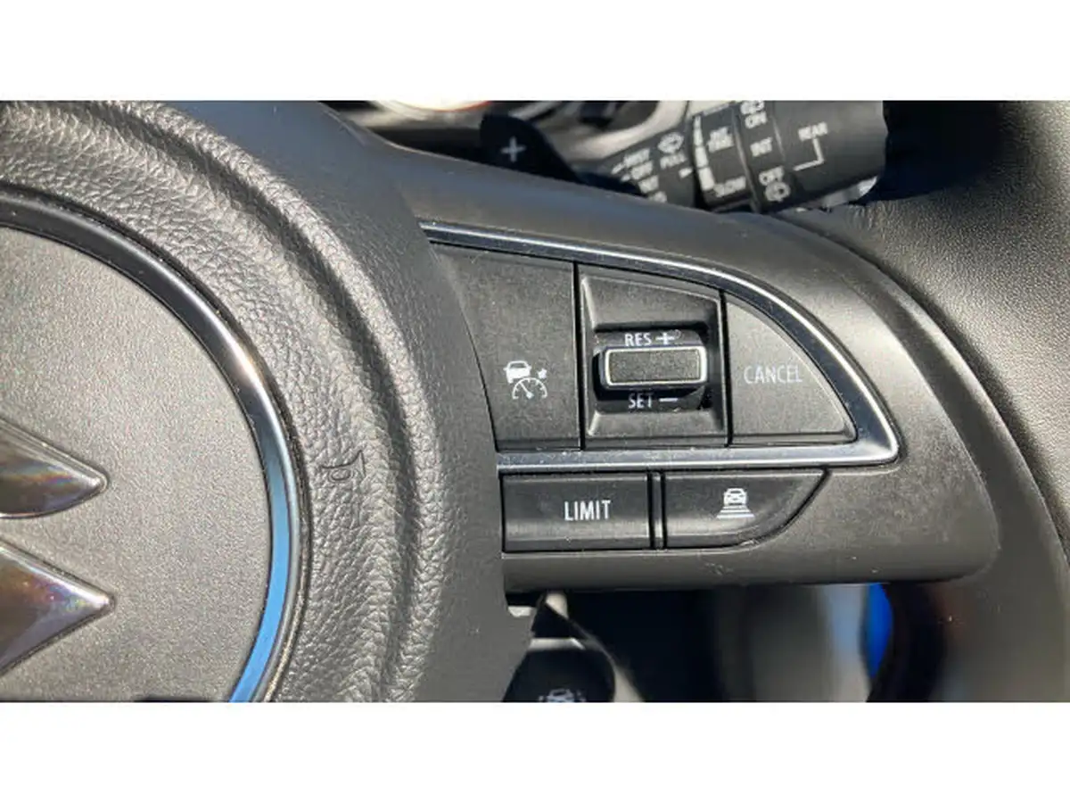 2024-suzuki-swift-12-dualjet-sz5-big-25