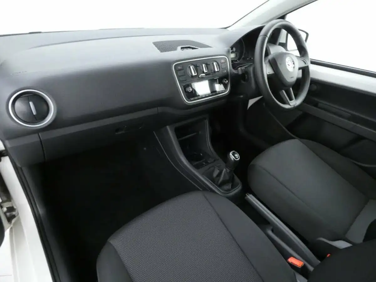 2019-skoda-citigo-10-colour-edition-3d-big-15