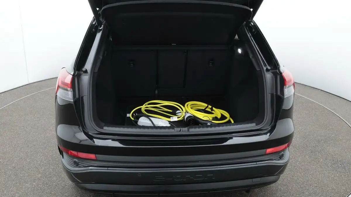 2024-audi-q4-e-tron-45e-black-edition-sportback-auto-big-17