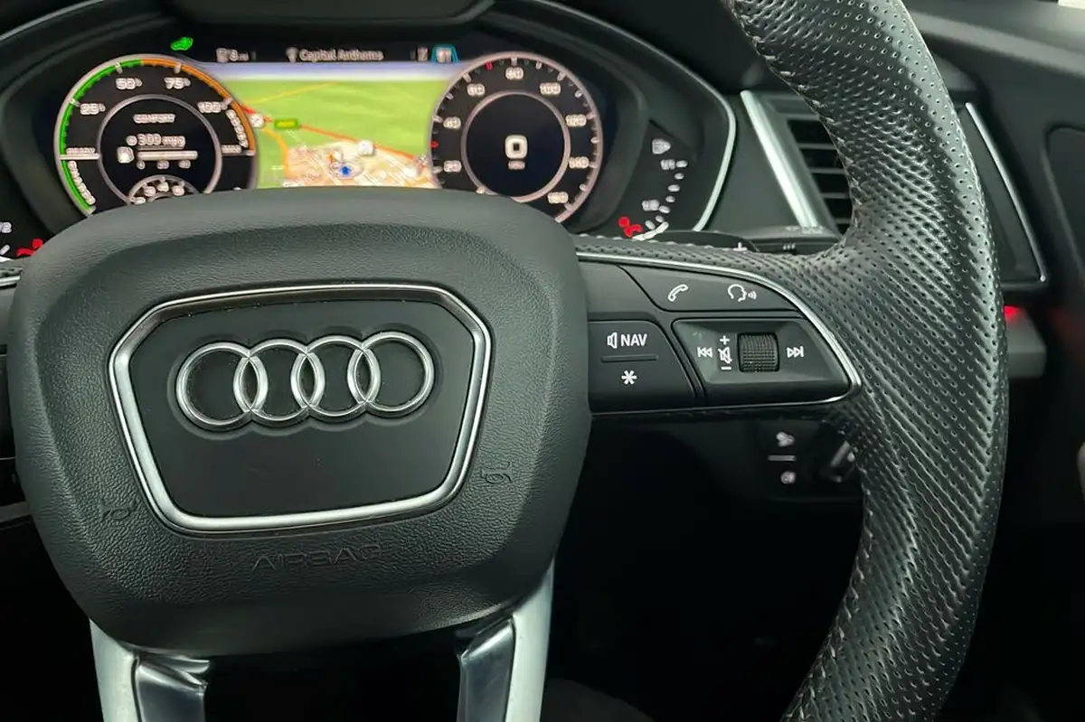 2020-audi-q5-20-55-tfsi-e-s-line-competition-big-15