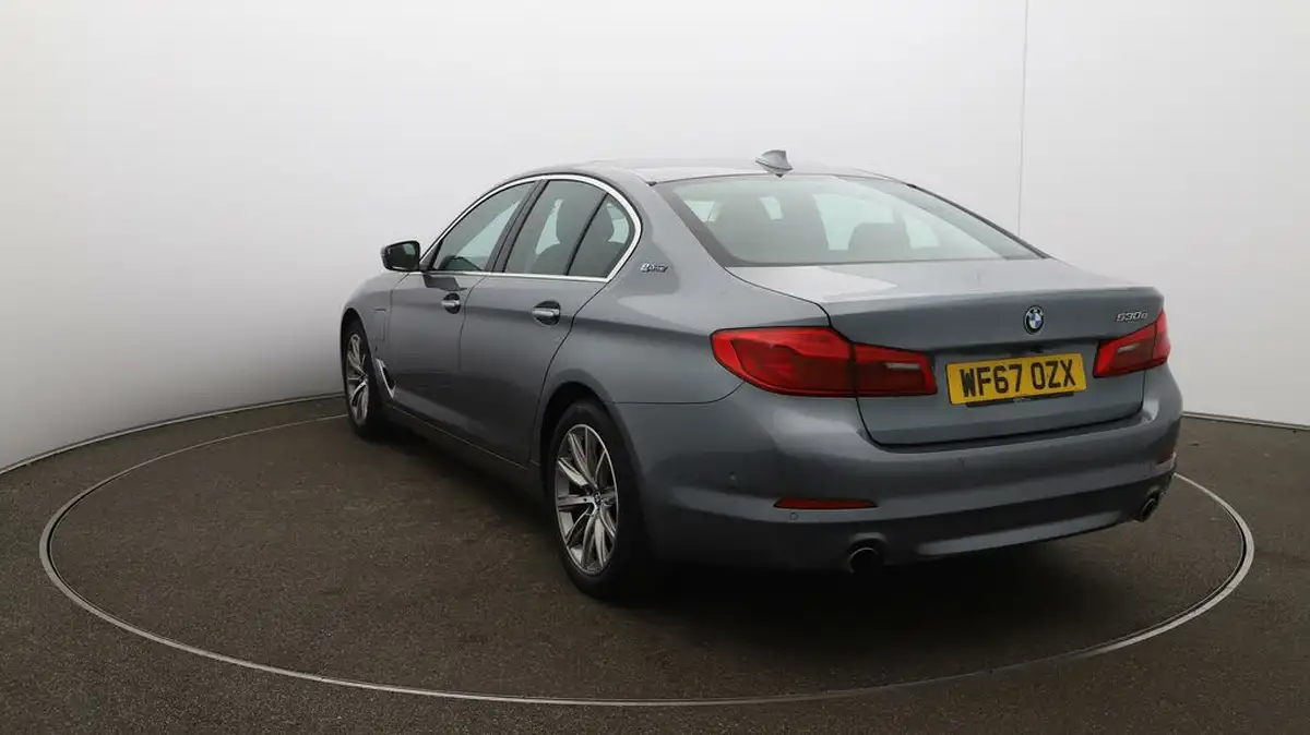 2017-bmw-5-series-20-530e-se-iperformance-big-54