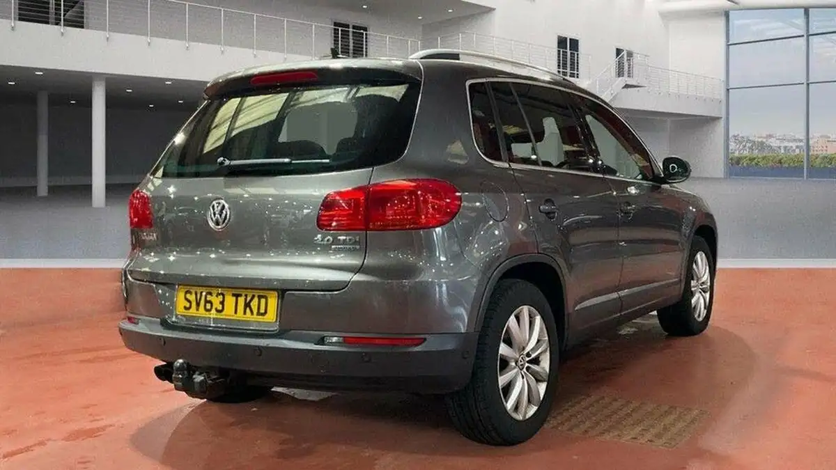 2013-volkswagen-tiguan-20tdi-match-140ps-4wd-dsg-big-3