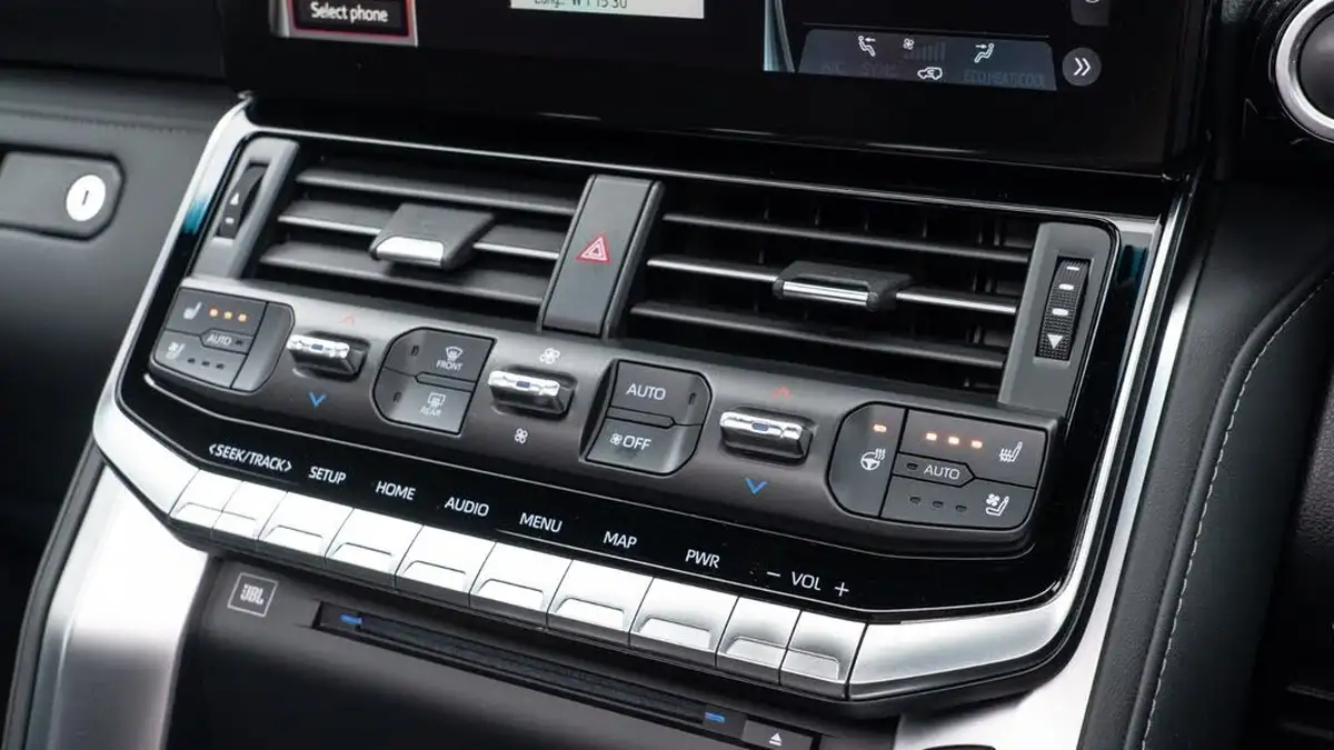 2024-toyota-land-cruiser-big-22