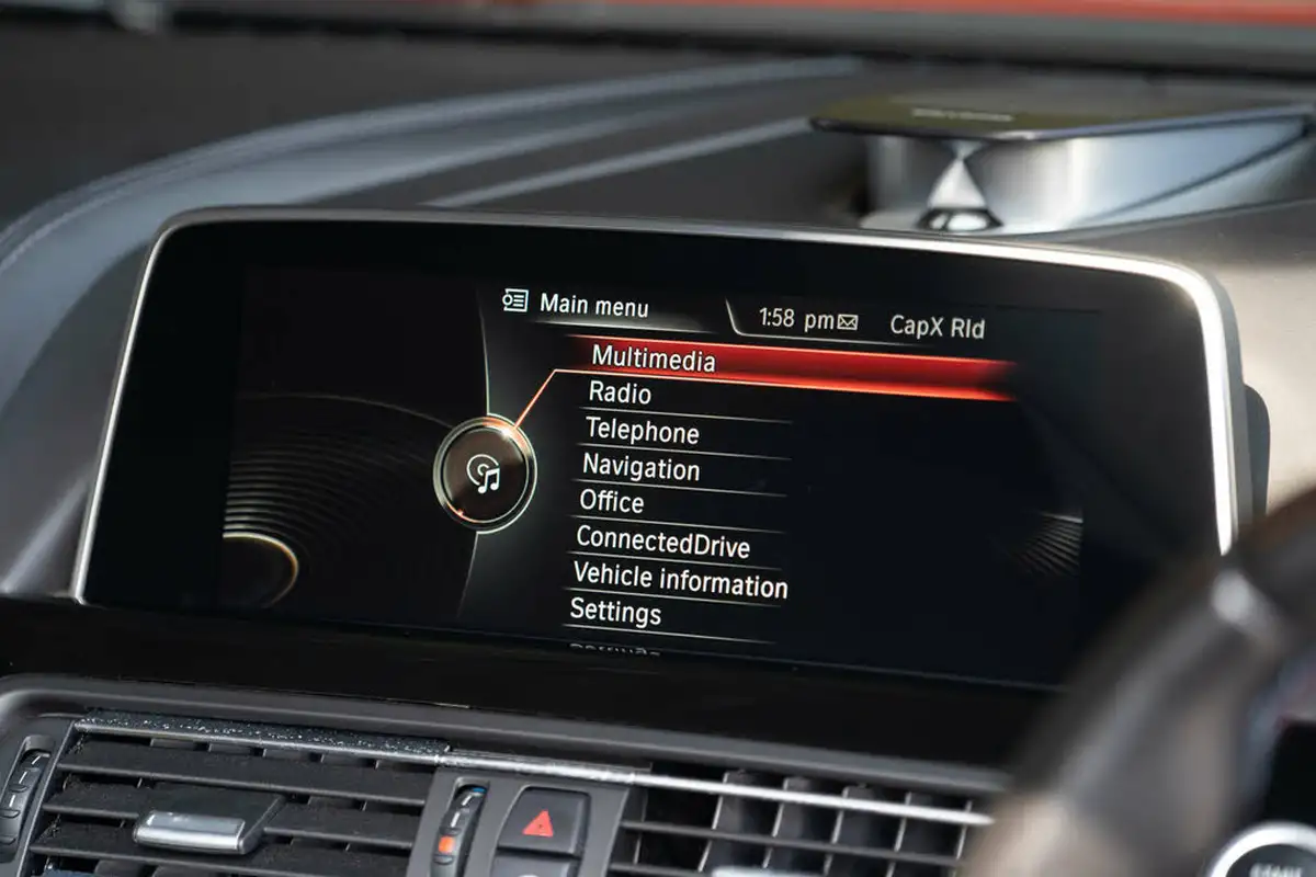 2015-bmw-6-series-44-m6-575bhp-convertible-2d-big-42