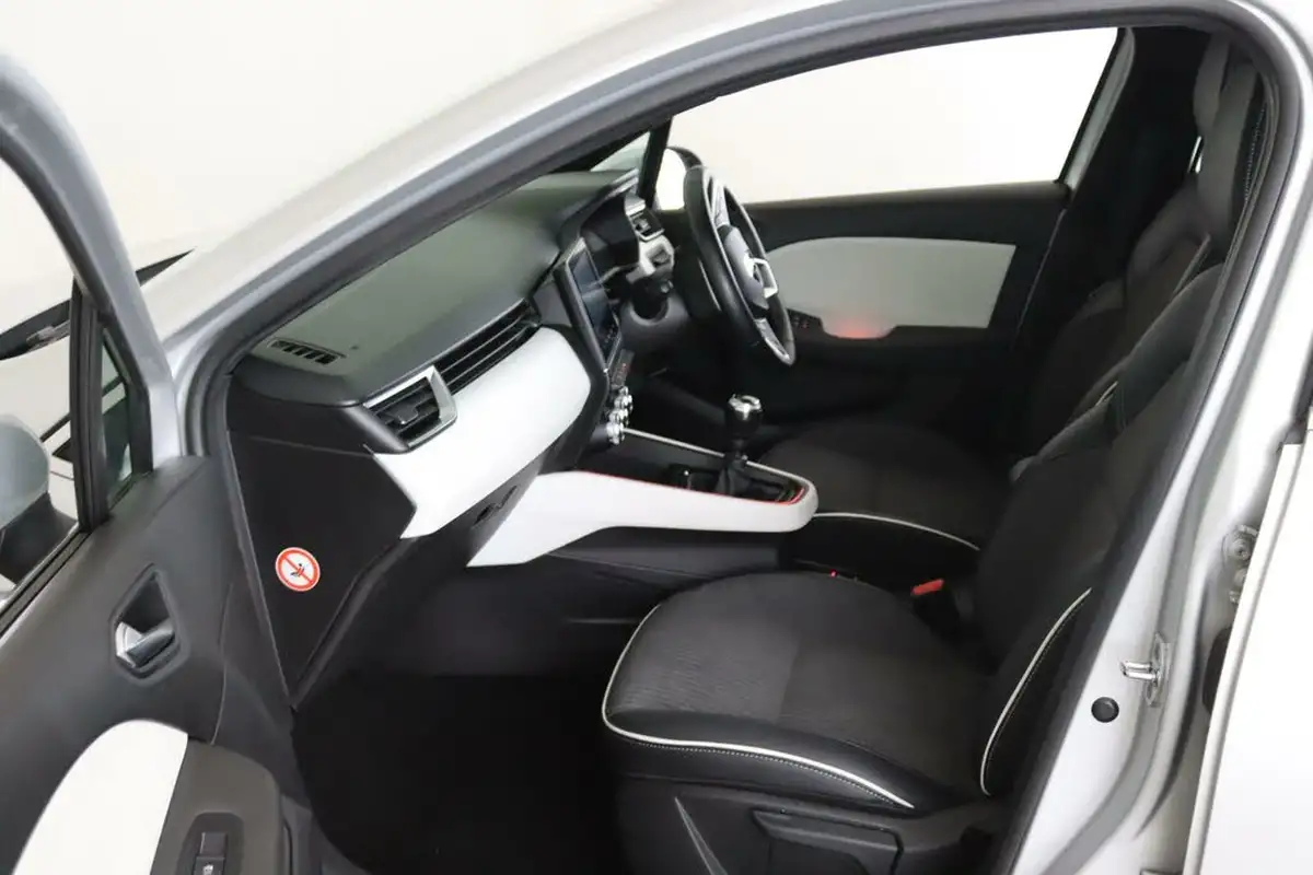 2022-renault-clio-10-tce-se-edition-big-10