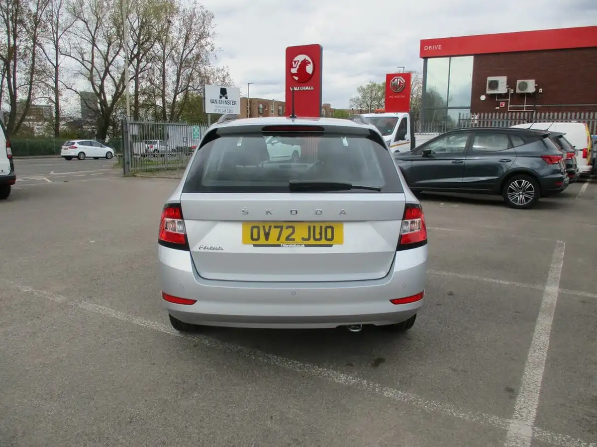 2022-skoda-fabia-10-tsi-se-dsg-big-4
