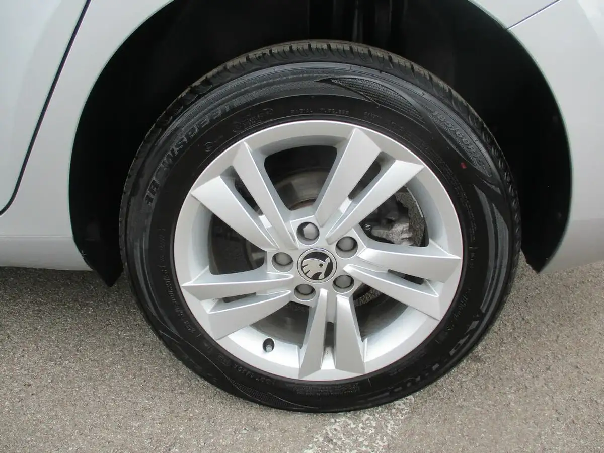 2022-skoda-fabia-10-tsi-se-dsg-big-31