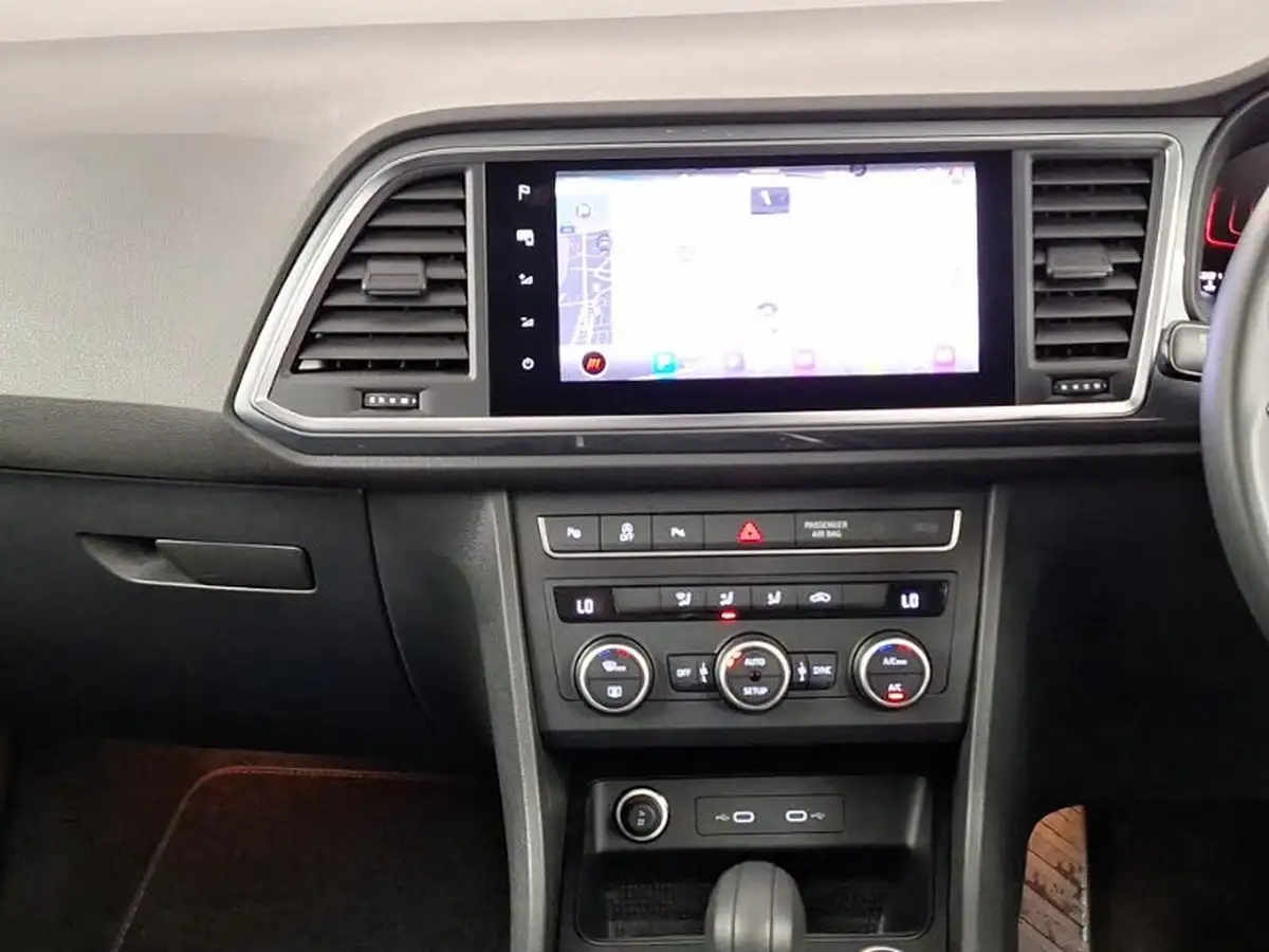 2024-seat-ateca-15-ecotsi-se-technology-dsg-big-9