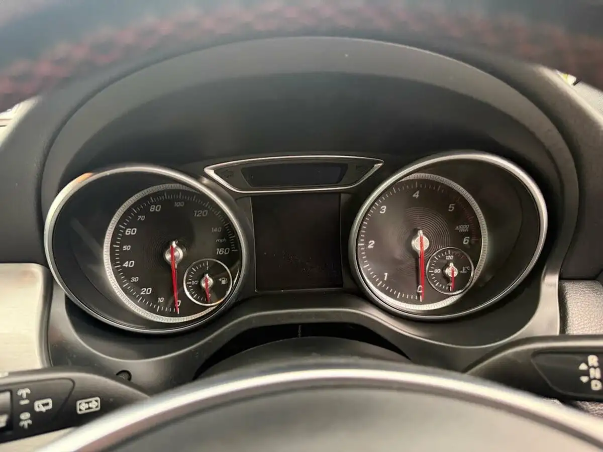 2018-mercedes-benz-gla-class-21d-gla-220d-amg-line-177ps-premiumss-big-22