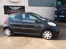 2009-peugeot-107-10-urban-12v-5d-small-10
