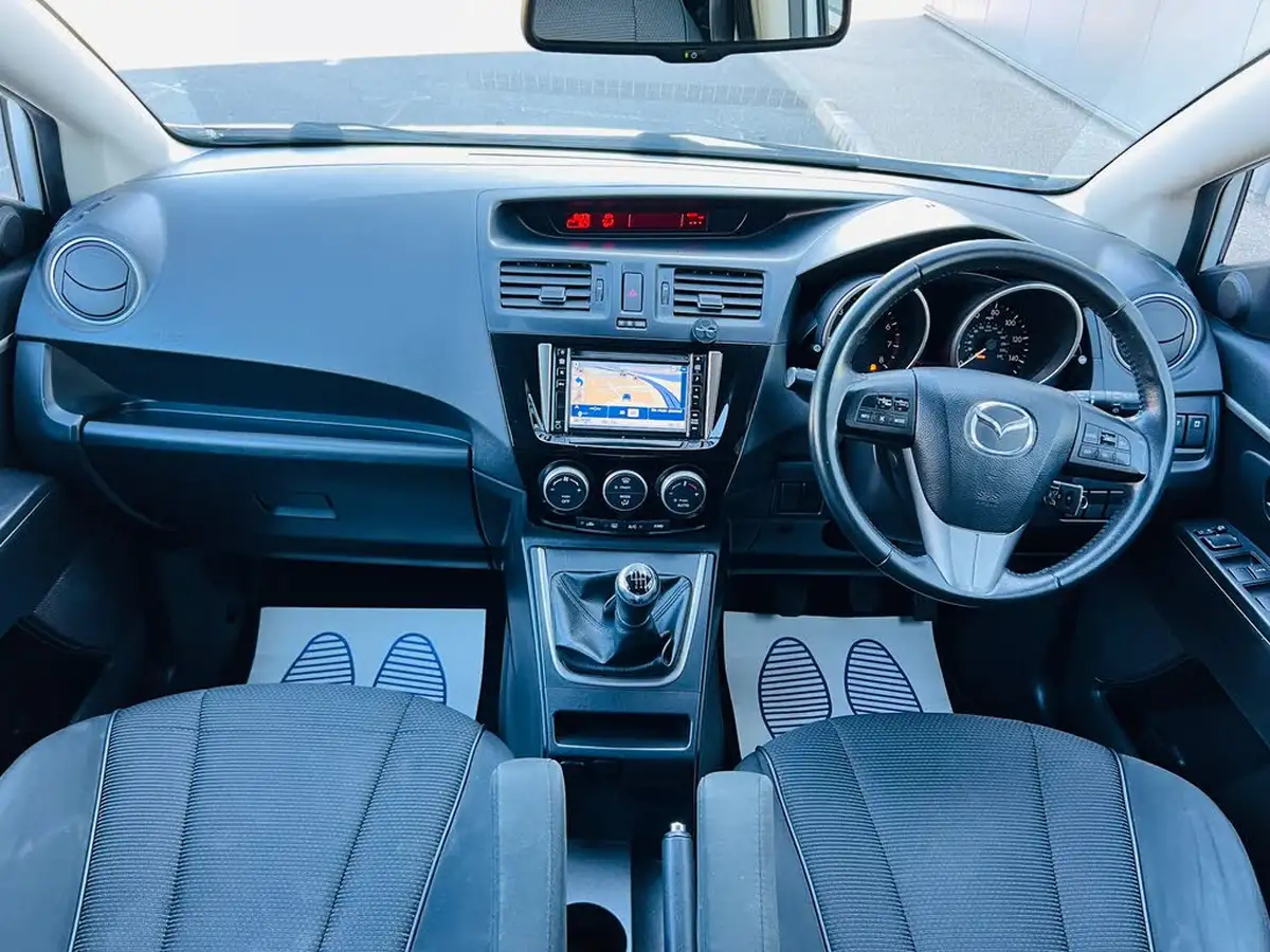 2013-mazda-mazda5-20-venture-edition-big-19