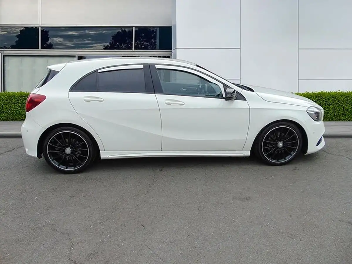 2015-mercedes-benz-a-class-16-a200-amg-line-premiumss-7g-dct-big-6