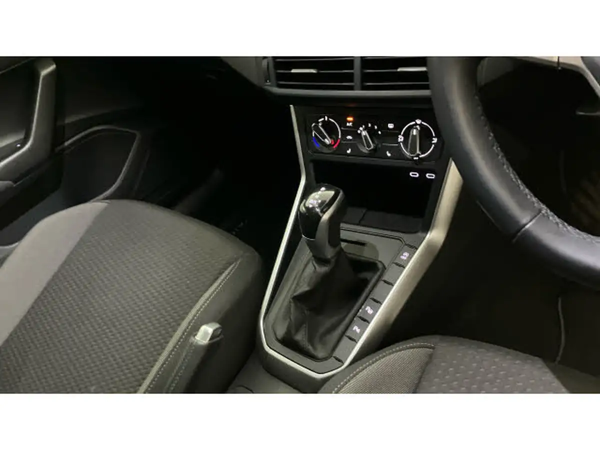 2022-volkswagen-taigo-10-tsi-life-110ps-dsg-big-13