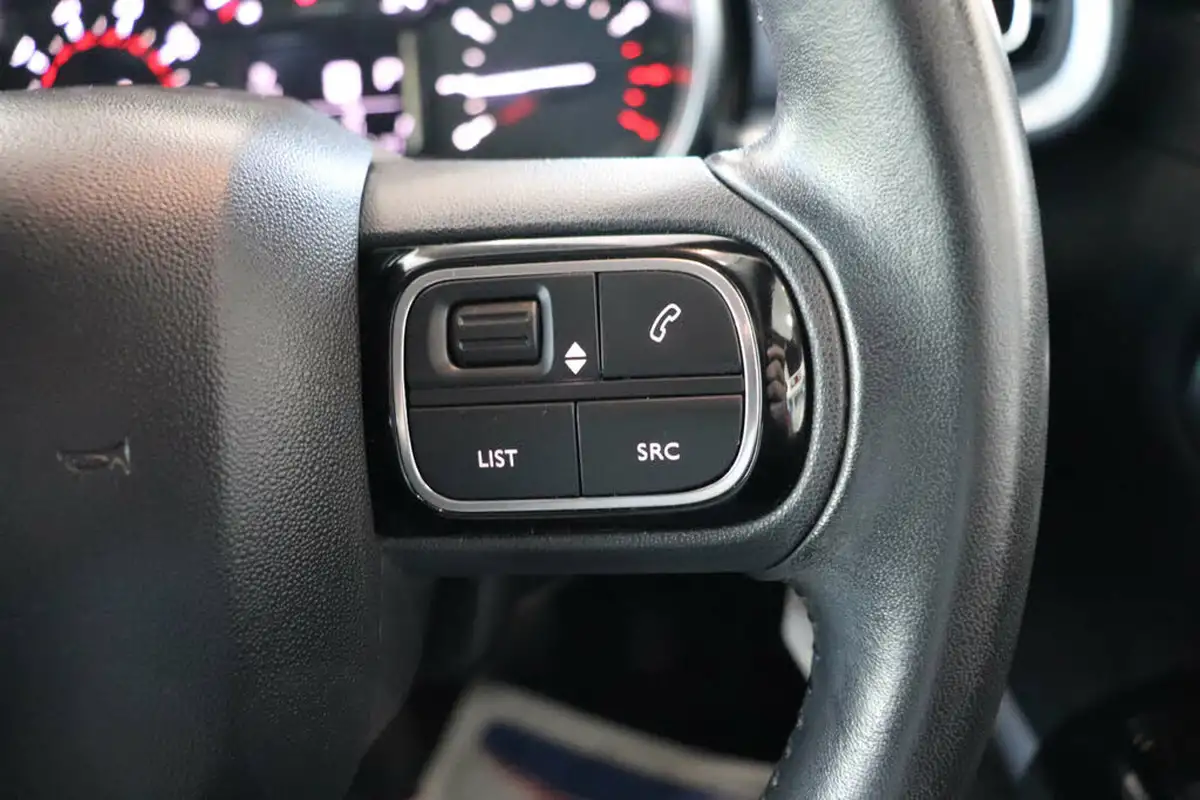 2018-citroen-c3-12-puretech-flair-110ps-ss-eat6-big-43