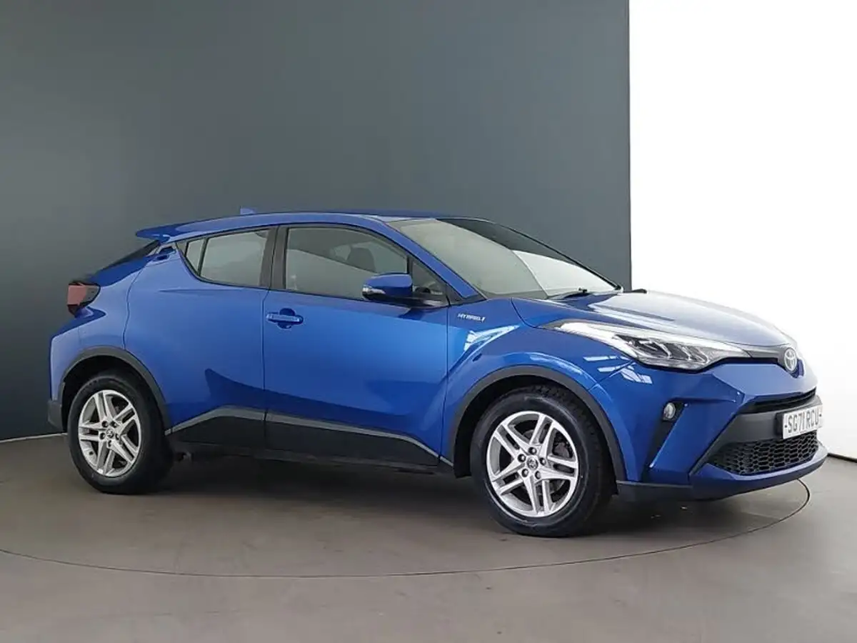 2021-toyota-c-hr-18-vvt-i-icon-big-11