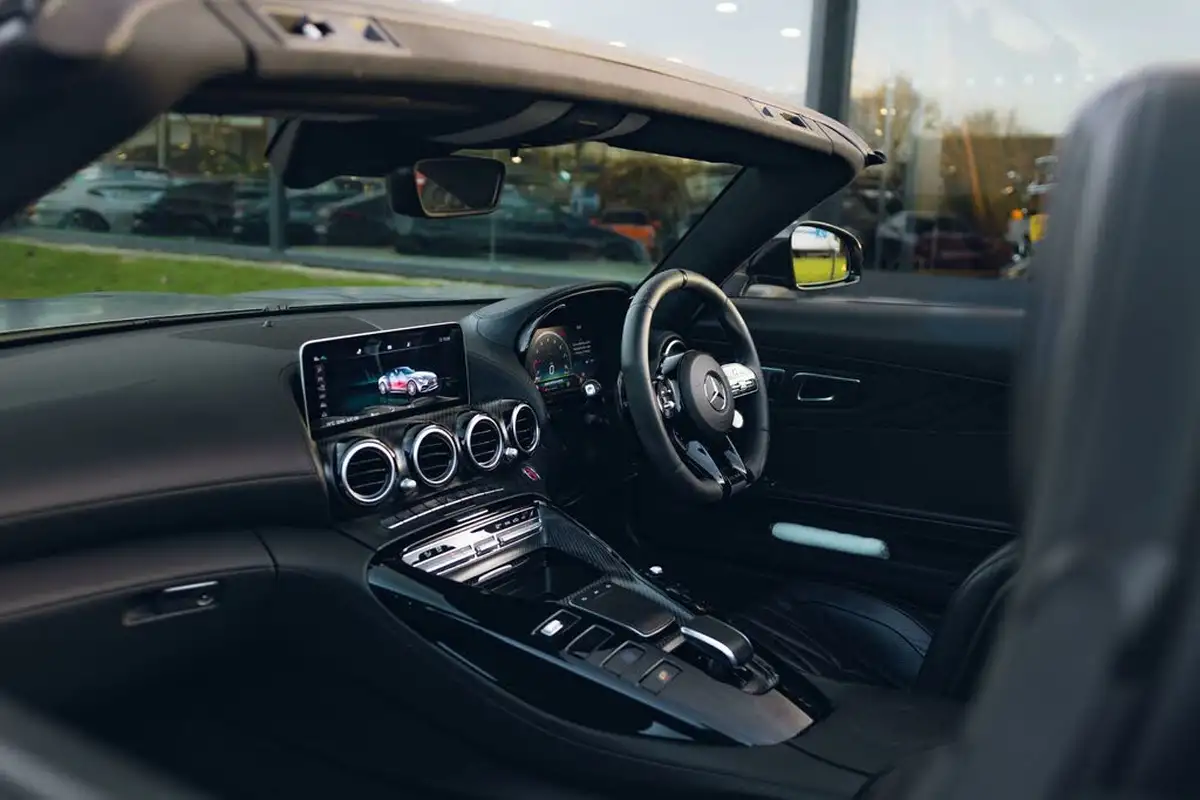2020-mercedes-benz-amg-40-gt-r-convertible-big-35