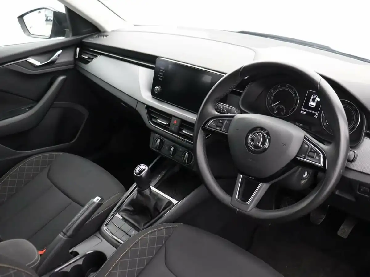 2020-skoda-kamiq-10-tsi-se-95ps-big-6