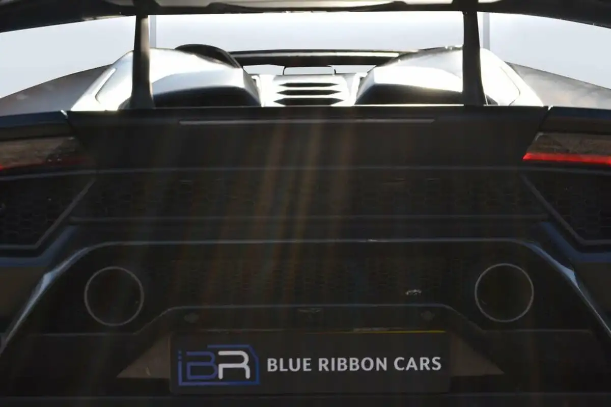 2018-lamborghini-huracan-52-performante-spyder-big-27