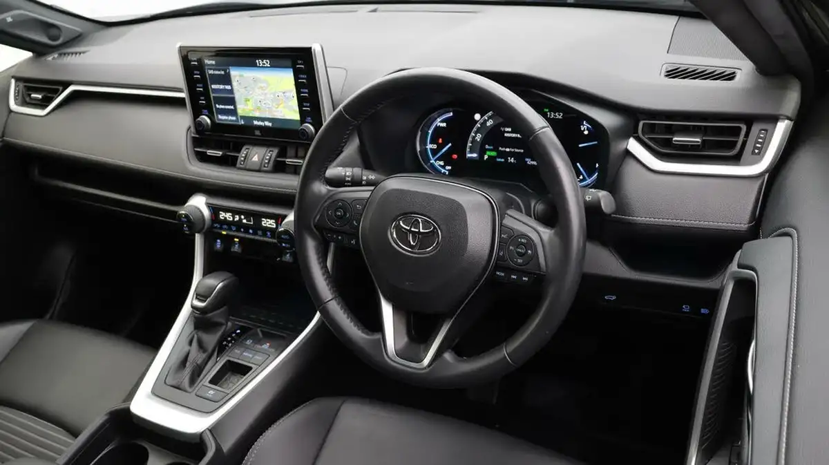 2022-toyota-rav4-25-vvt-i-black-edition-215bhp-big-9