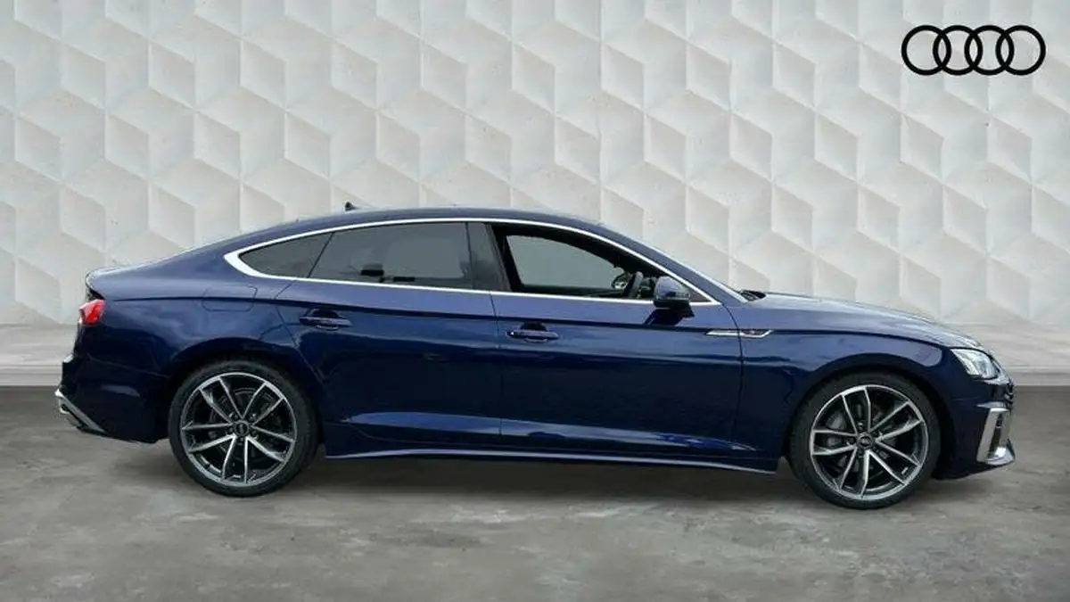 2022-audi-a5-20-40-tfsi-s-line-sportback-5d-big-3