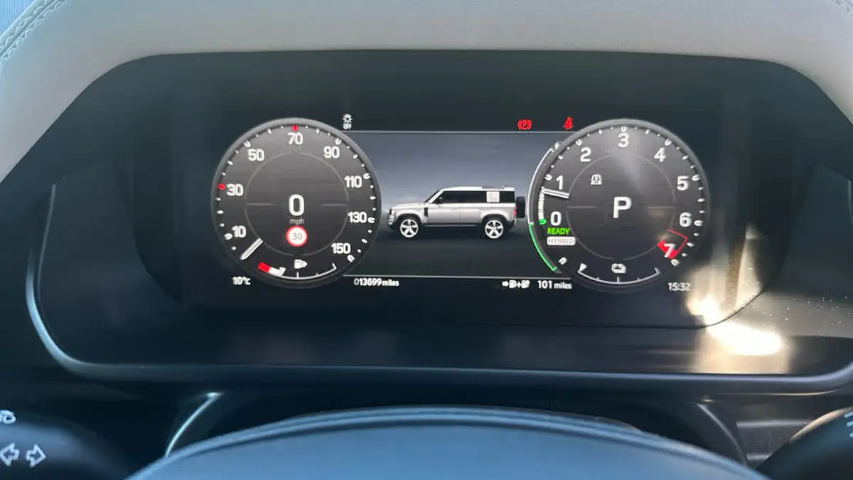 2022-land-rover-110-defender-20-p400e-x-dynamic-se-big-15