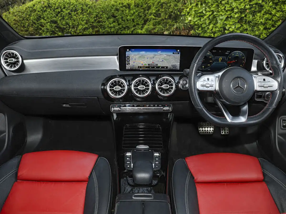 2019-mercedes-benz-cla-13-cla-180-amg-line-premium-coupe-4d-big-2