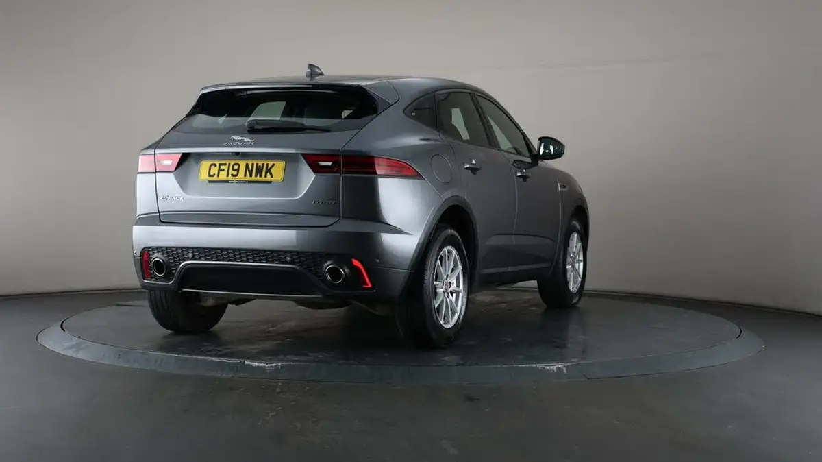 2019-jaguar-e-pace-20-i4d-r-dynamic-150ps-big-63
