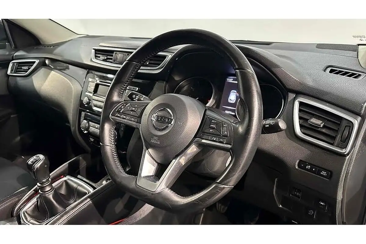2018-nissan-qashqai-12-dig-t-acenta-big-21