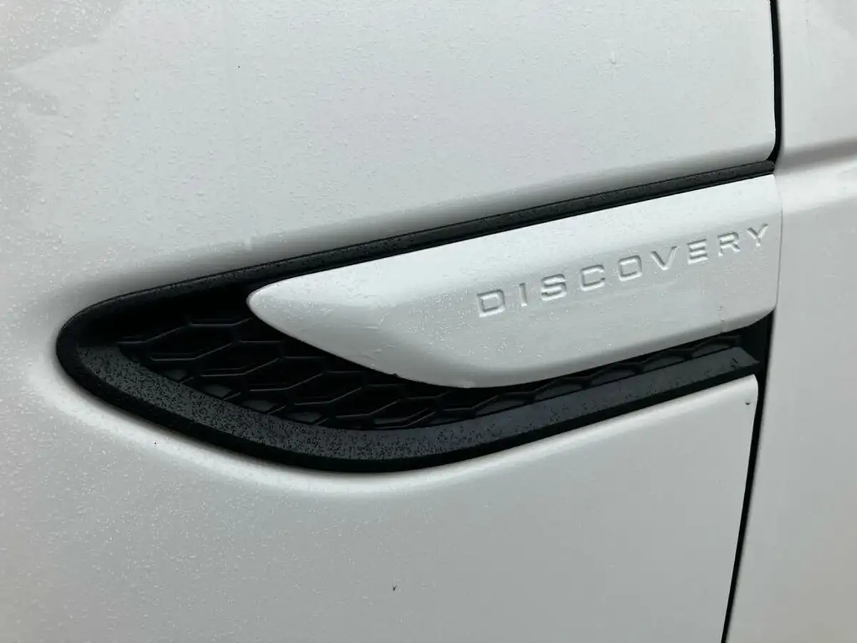 2021-land-rover-discovery-sport-20-d165-s-big-39