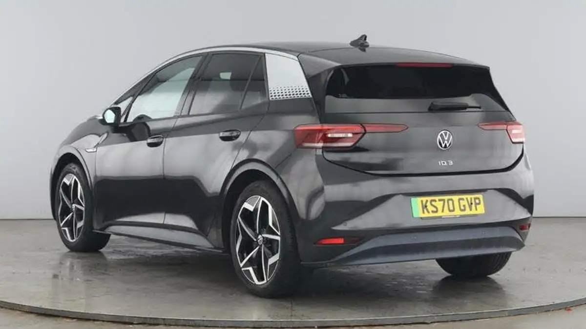 2020-volkswagen-id3-e-first-edition-big-2