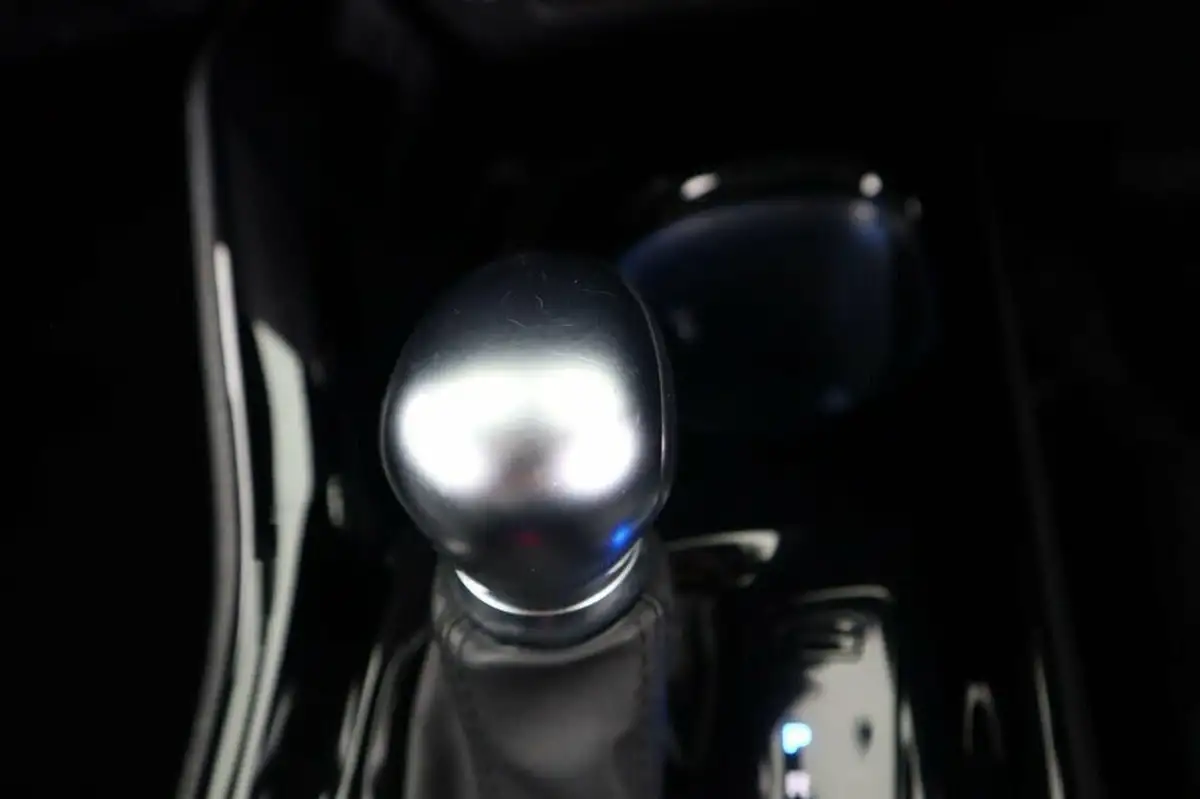 2022-toyota-c-hr-20-vvt-i-excel-big-48