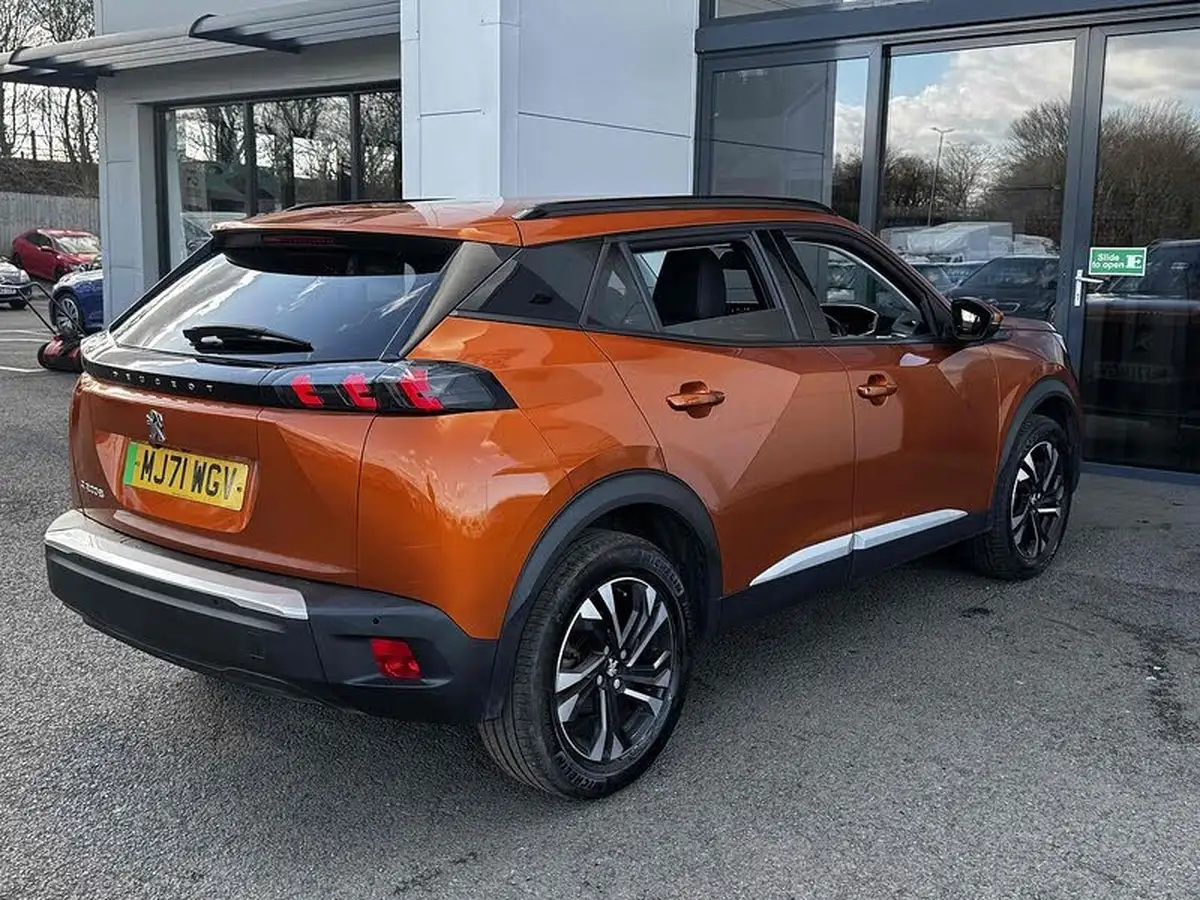 2021-peugeot-208-e-allure-premium-50kwh-big-11