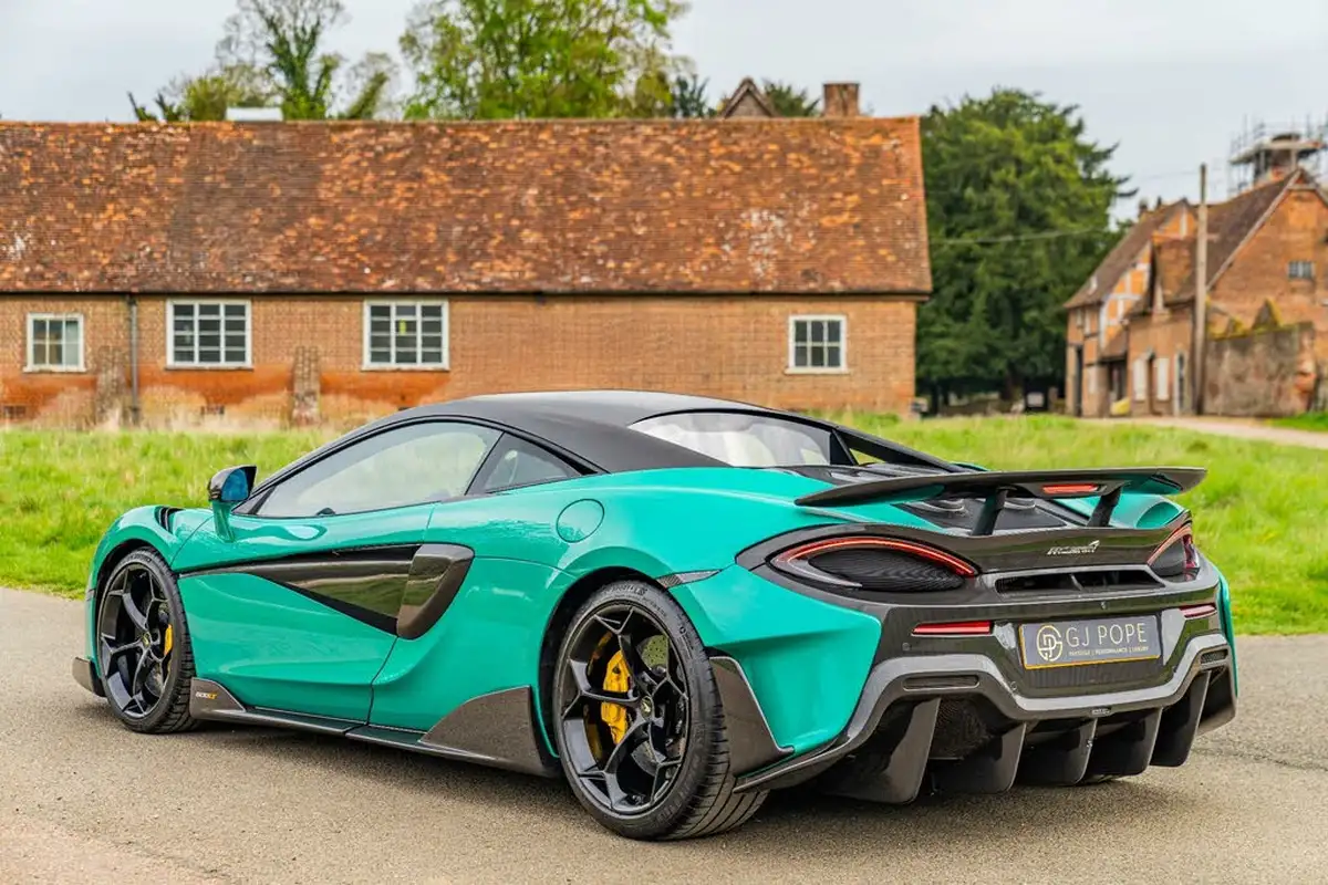 2019-mclaren-600lt-38-big-17