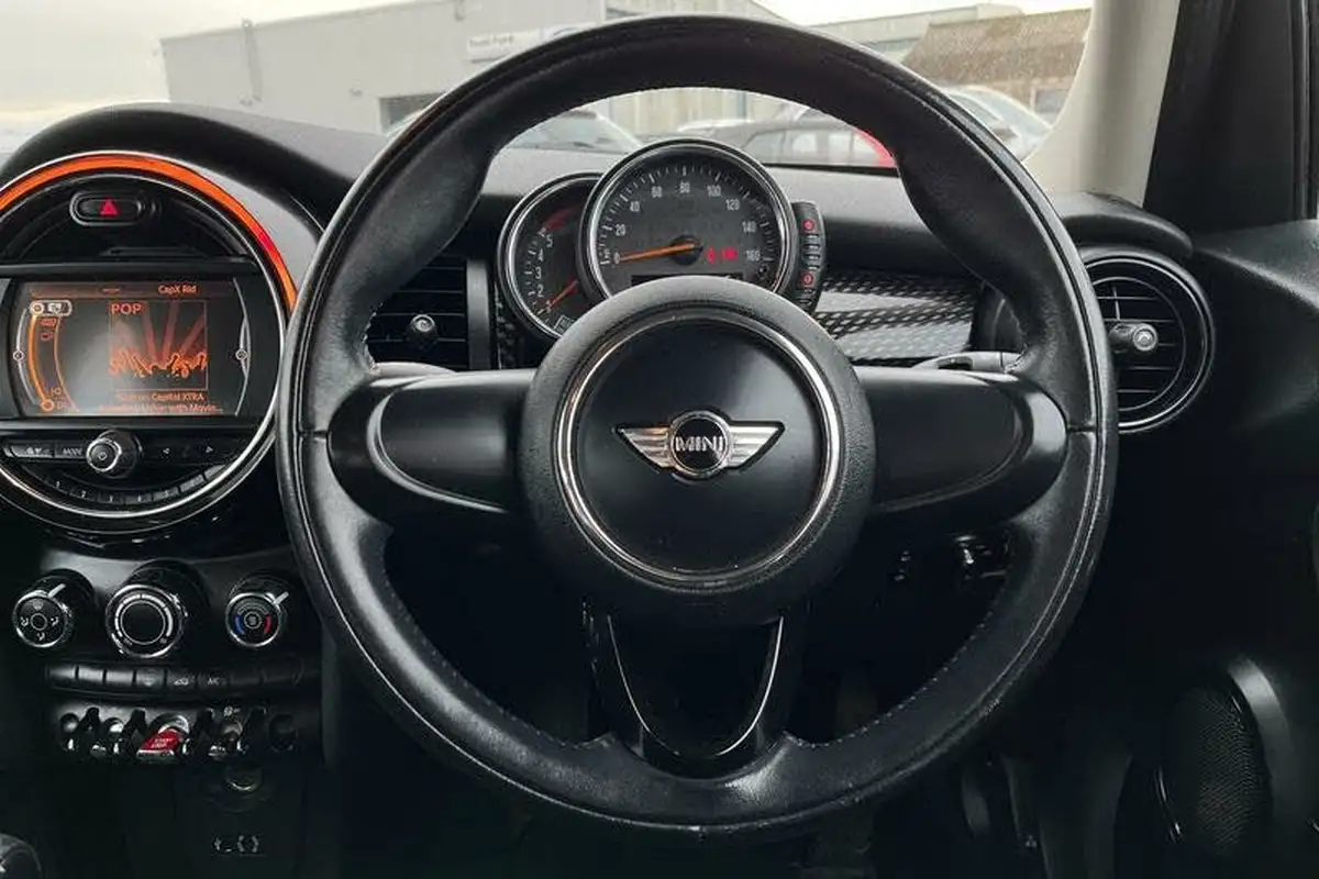 2016-mini-cooper-20td-cooper-sd-170bhp-ss-hatchback-5d-big-11