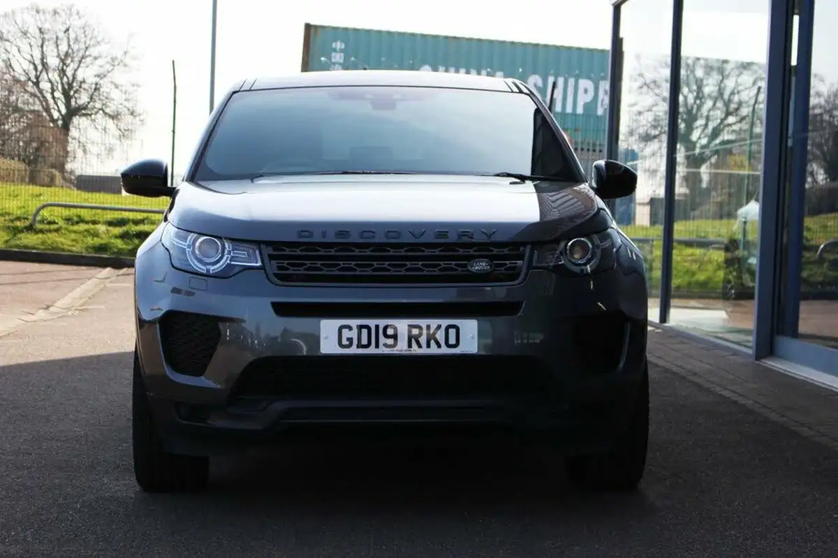 2019-land-rover-discovery-sport-20td4-landmark-big-9