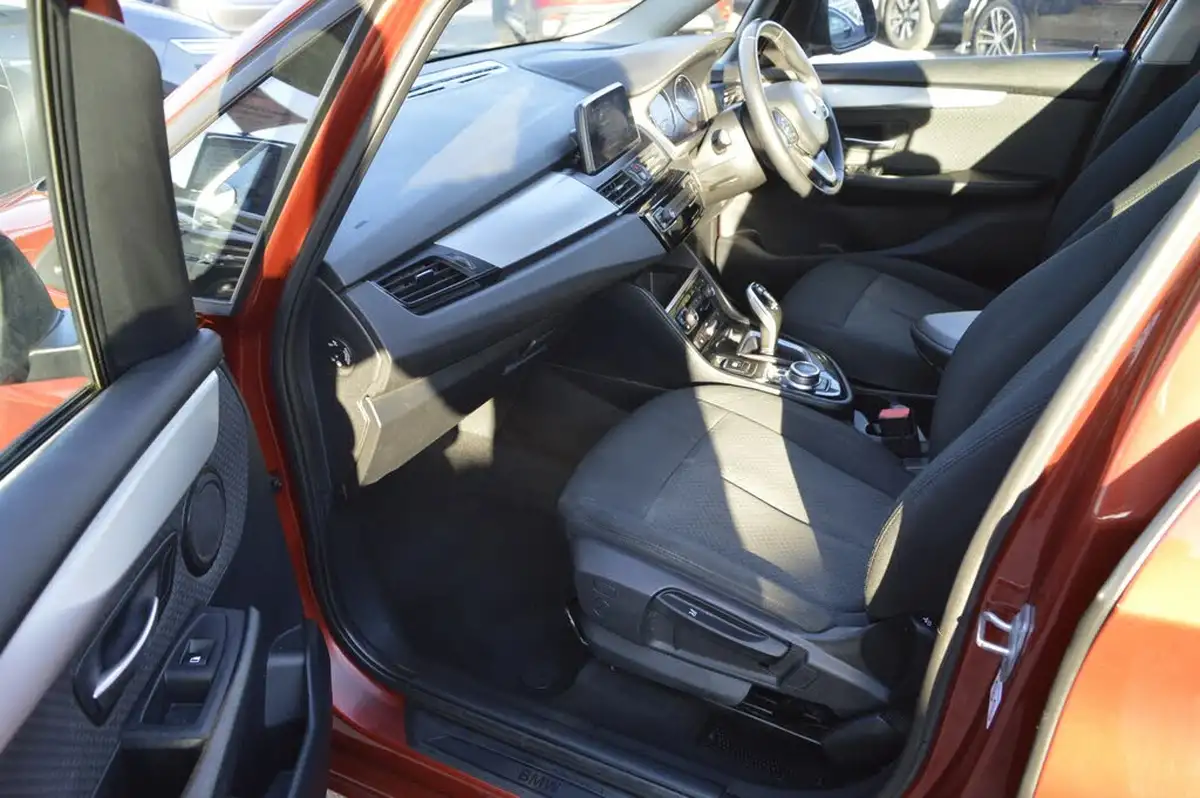 2020-bmw-2-series-15-218i-se-134bhp-gran-tourer-5d-dct-big-11