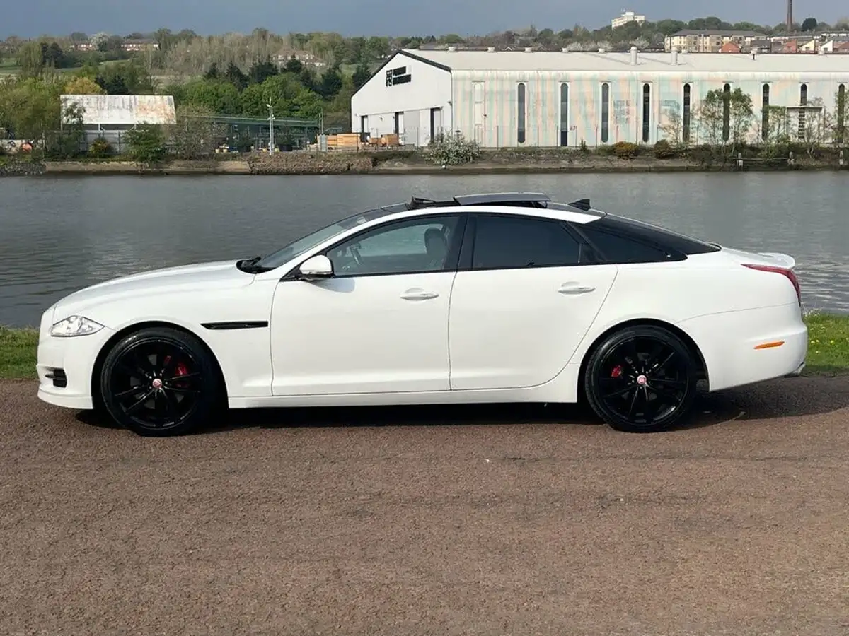 2014-jaguar-xj-series-30td-xj-premium-luxury-swb-big-26