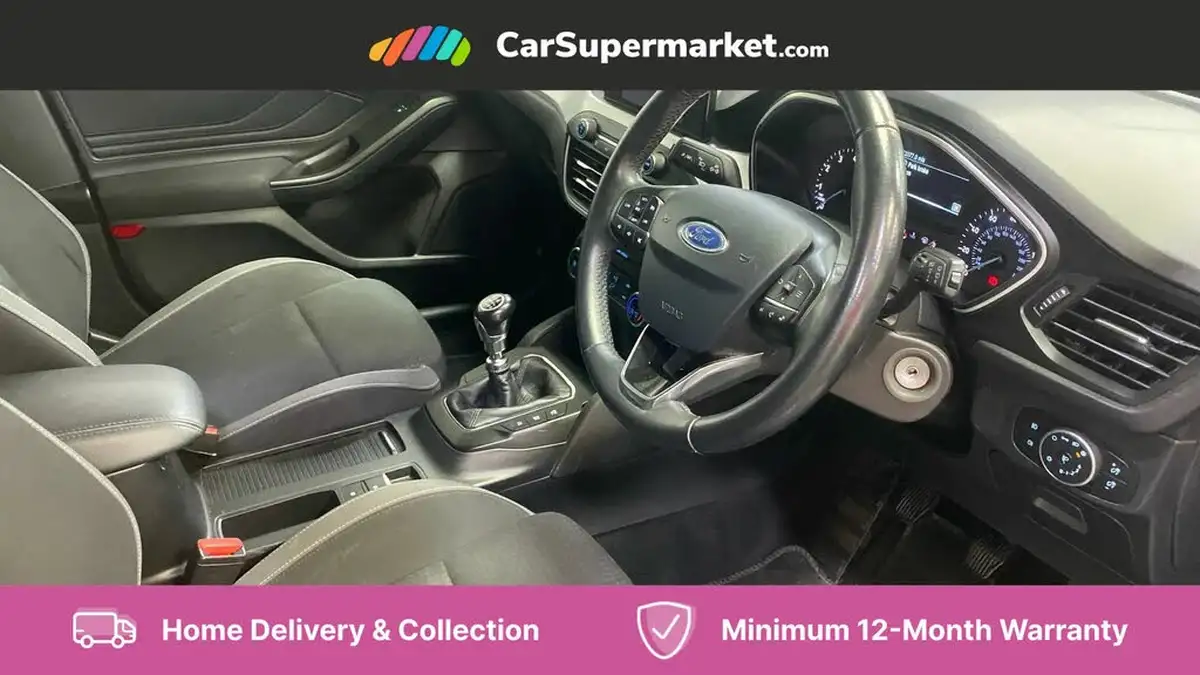 2018-ford-focus-10t-zetec-100ps-hatchback-big-3