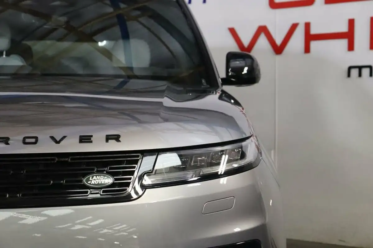 2024-land-rover-range-rover-sport-30-d300-se-big-13