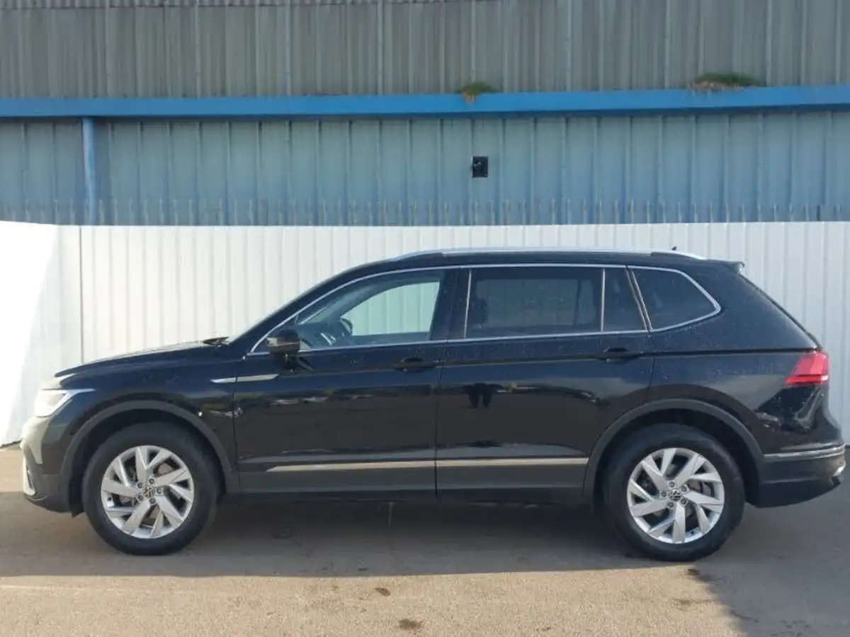 2024-volkswagen-tiguan-allspace-15-tsi-life-big-3