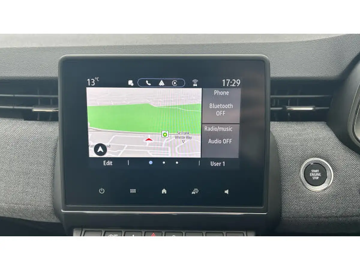 2024-renault-clio-10-tce-techno-big-11
