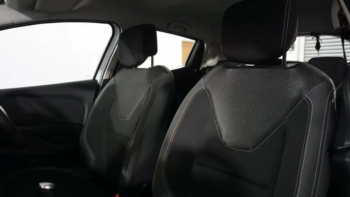 2018-renault-clio-09-tce-play-90ps-big-11
