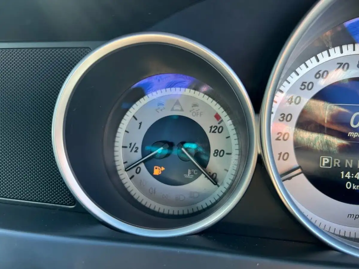 2013-mercedes-benz-c-class-21cdi-c250-cdi-amg-sport-plus-saloon-4d-7g-tronic-big-16