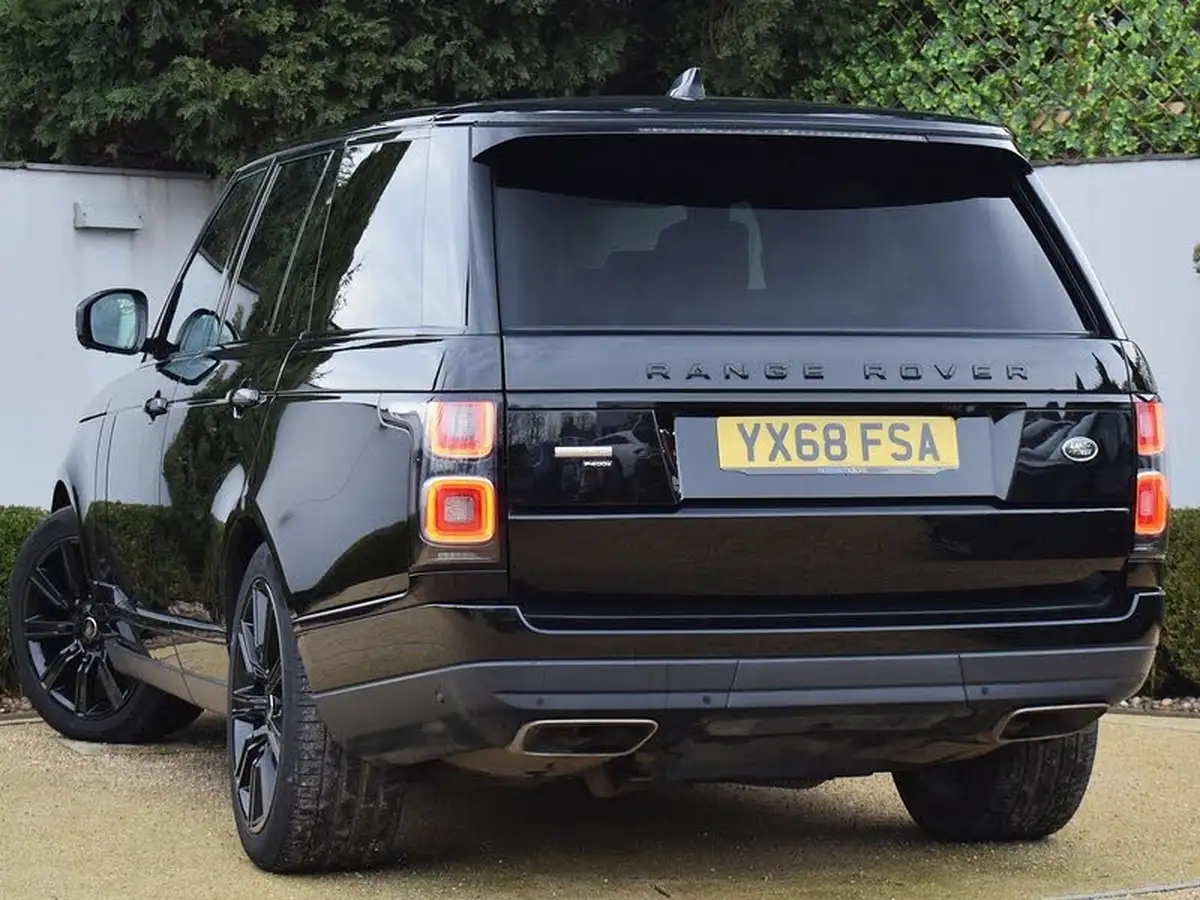 2019-land-rover-range-rover-20p400e-phev-autobiography-ss-big-1
