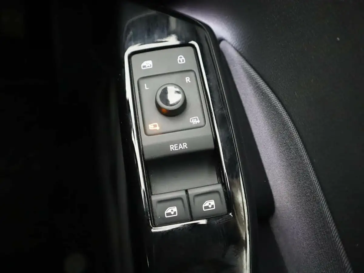 2021-volkswagen-id3-e-life-150ps-45kwh-pure-performance-big-25