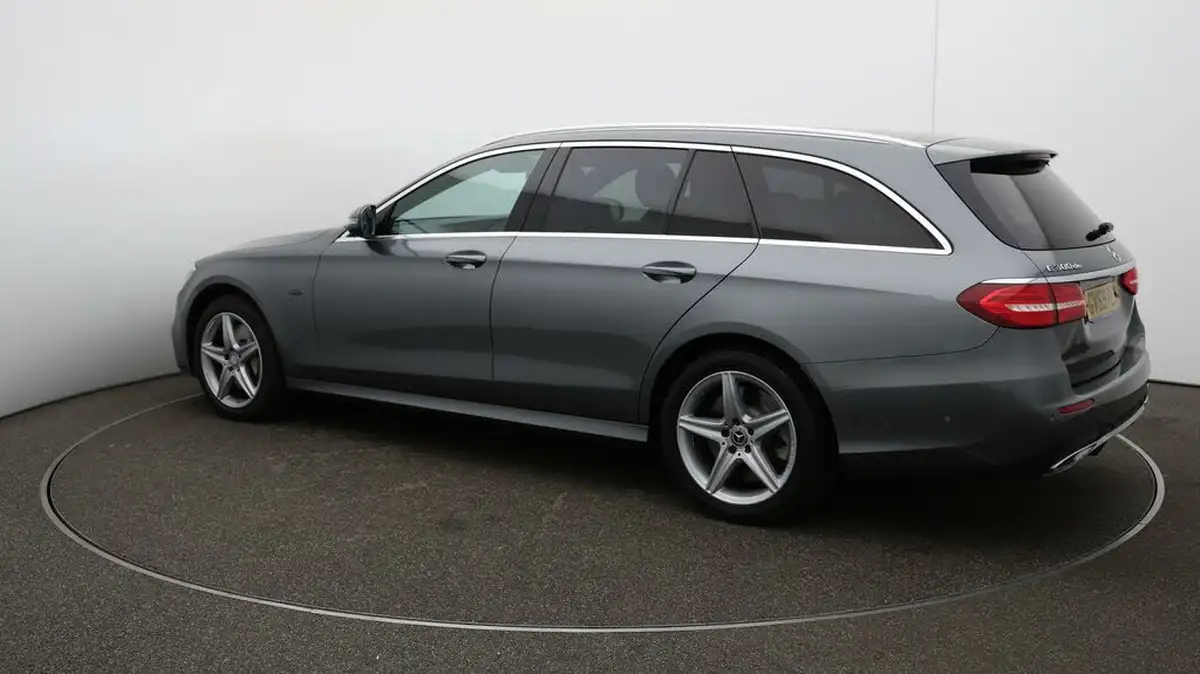 2020-mercedes-benz-e-class-20d-e300de-amg-line-premium-eq-power-estate-5d-big-28