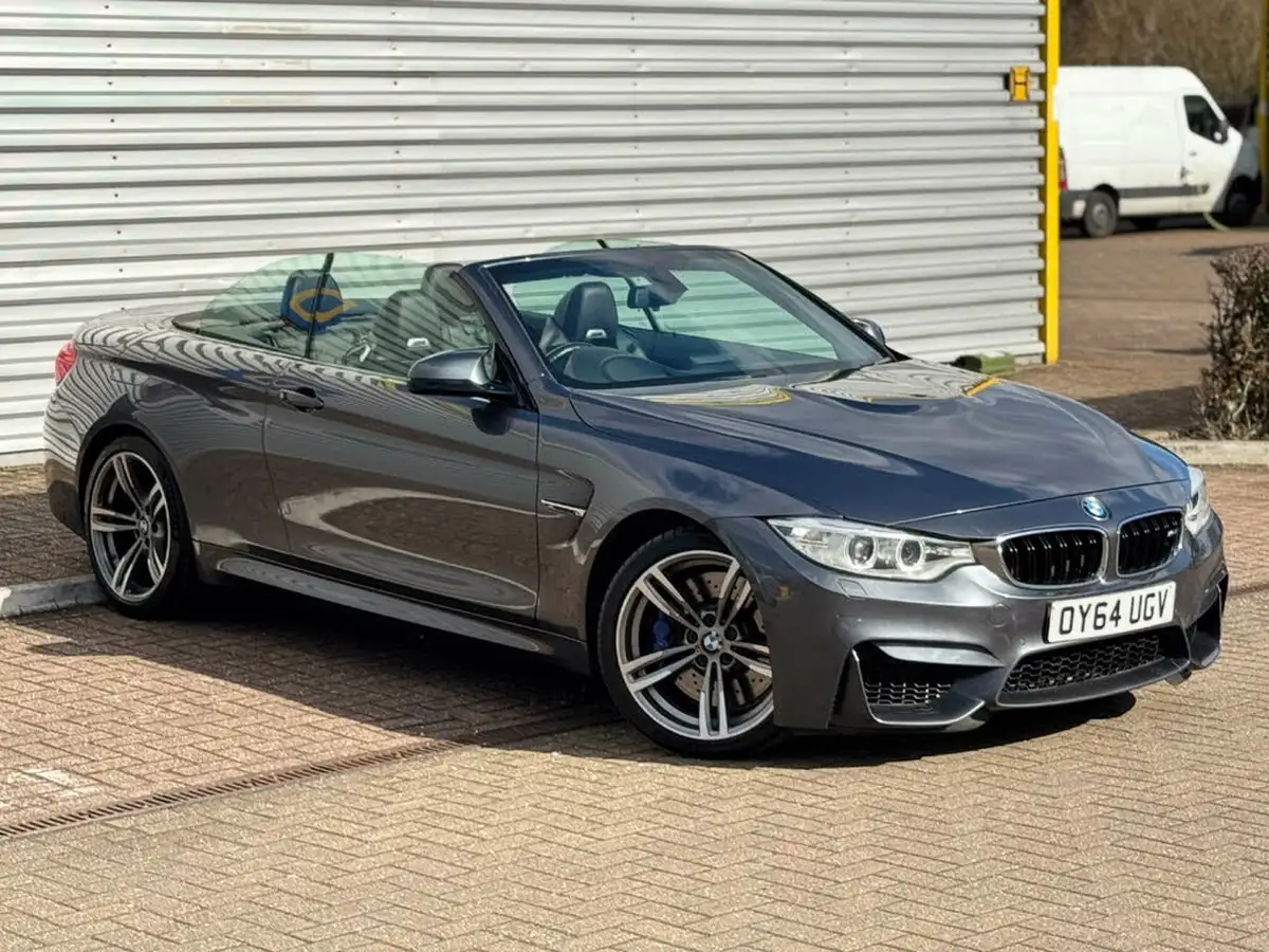 2014-bmw-4-series-30-m4-convertible-m-dct-big-7